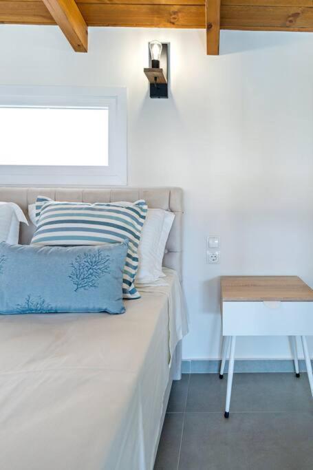 Sofia Suite, A Seafront Hideaway ! Pánormos Dış mekan fotoğraf