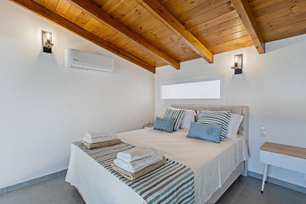 Sofia Suite, A Seafront Hideaway ! Pánormos Dış mekan fotoğraf