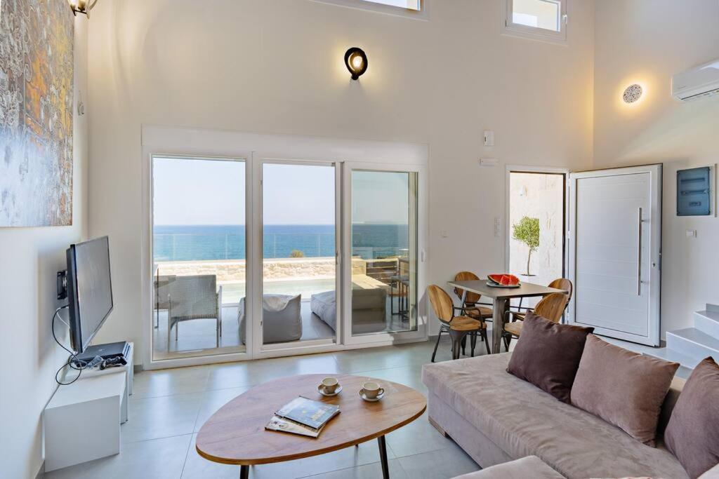 Sofia Suite, A Seafront Hideaway ! Pánormos Dış mekan fotoğraf